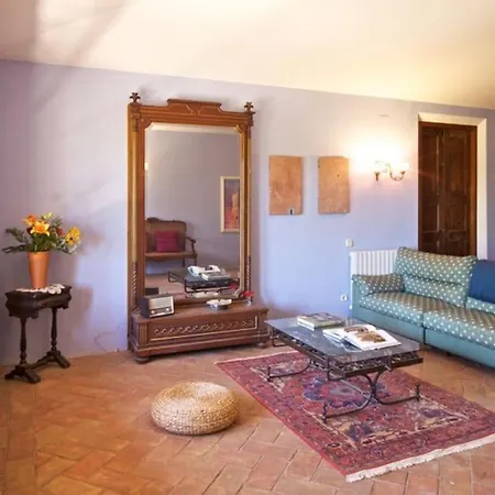 Les Estanyoles Tatil Evi *
