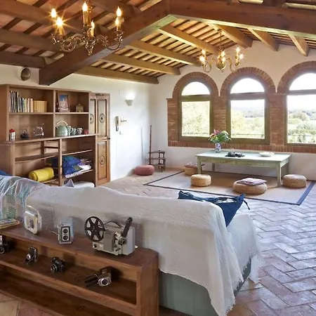 Les Estanyoles Tatil Evi *